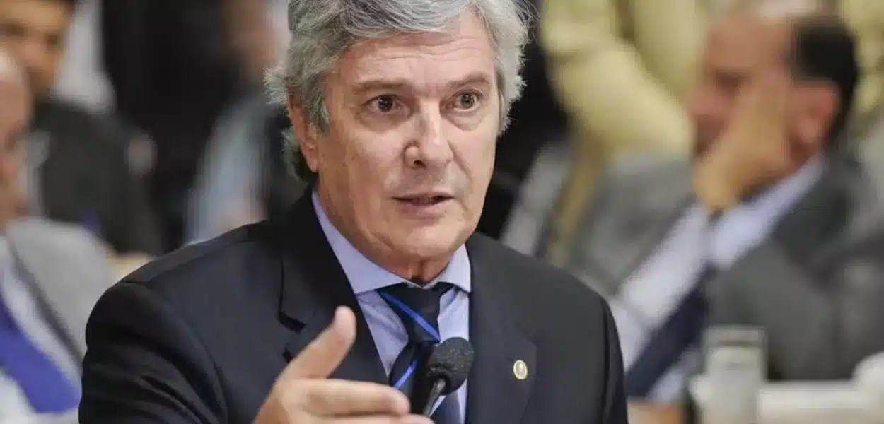 Collor Permanece Preso em Alagoas: STF Decide e PRD Expulsa Ex-Presidente