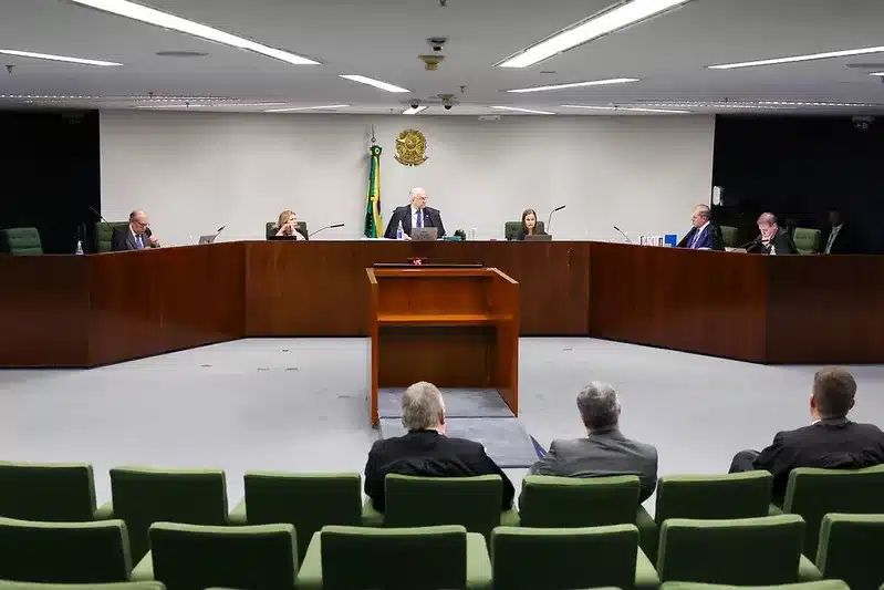 A Justiça não negocia com golpistas: STF enterra as defesas do núcleo bolsonarista em julgamento histórico