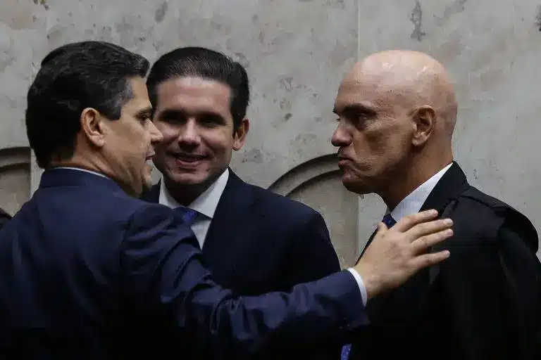 “Não há intenção de massacrar”: STF abre precedentes para penas menores a golpistas do 8/1