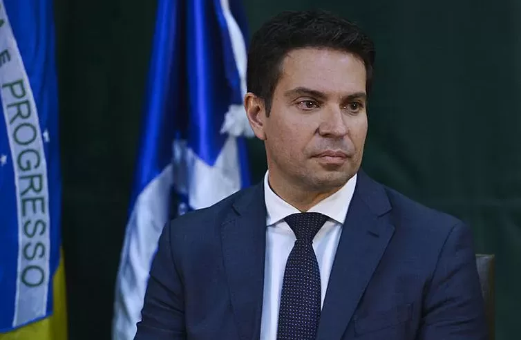 STF Começa a Derrubar Manobra da Câmara que Beneficiou Ramagem e Bolsonaro