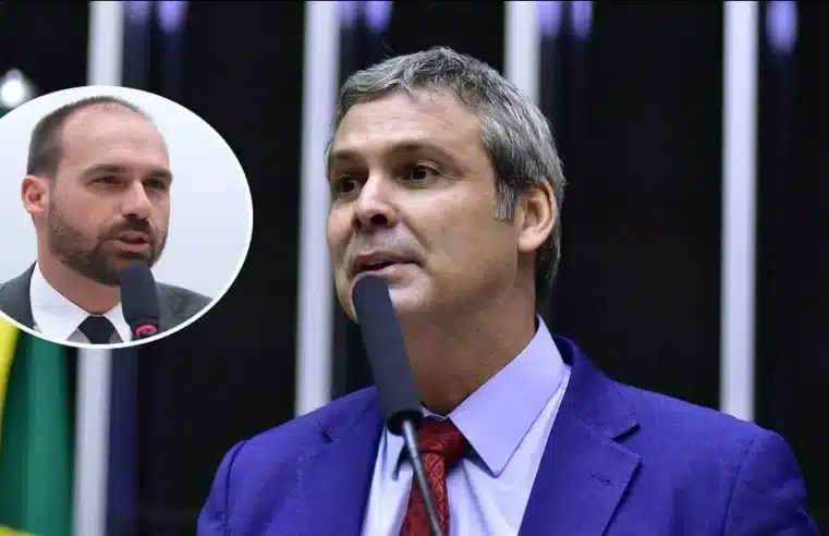 Lindbergh entrega à PF dossiê contra Eduardo Bolsonaro: “Mais grave que o 8 de janeiro”