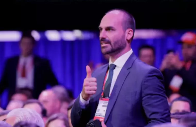 Eduardo Bolsonaro articula envio de brasileiros às prisões de Bukele