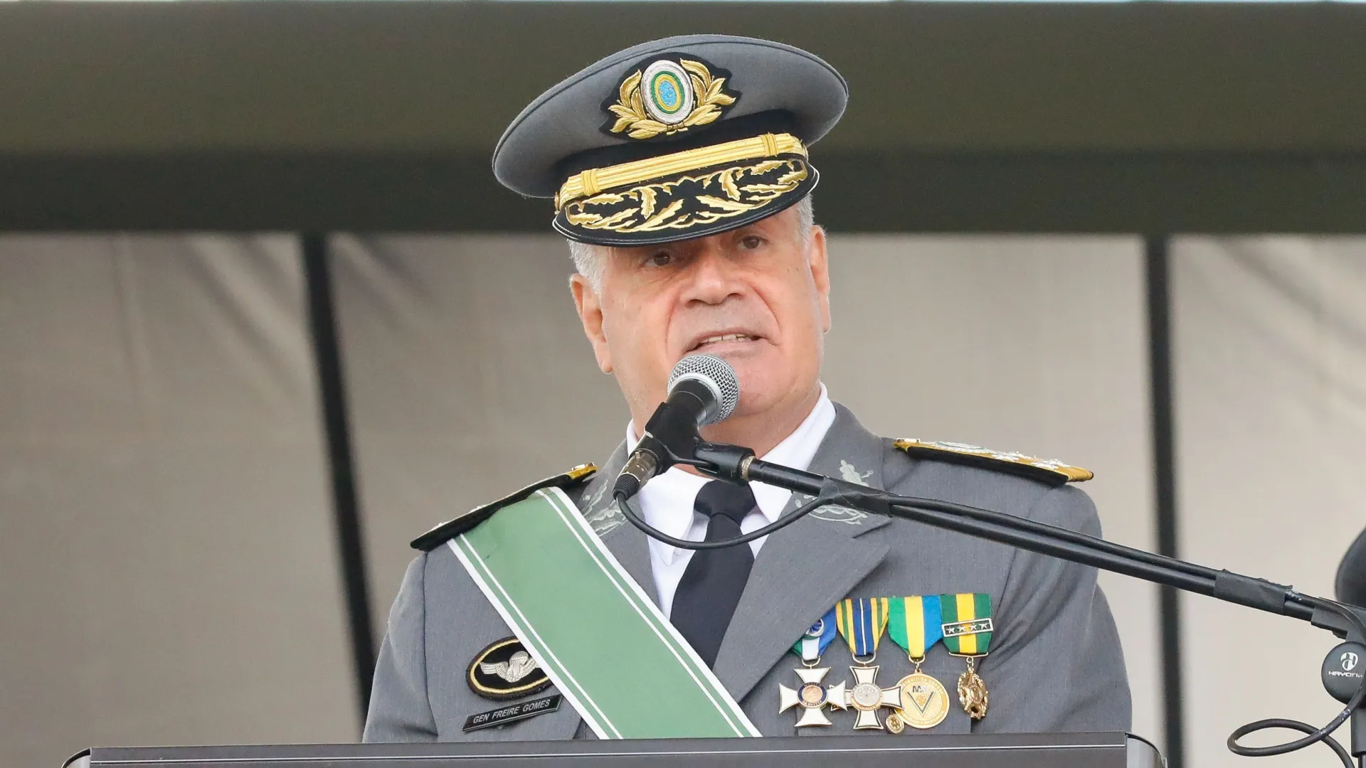 Freire Gomes recusou plano golpista de Bolsonaro e reafirmou compromisso do Exército com a Constituição