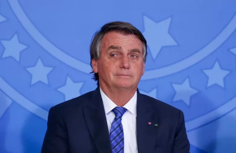 Bolsonaro se recusou a desmobilizar golpistas do 8 de janeiro, revelam mensagens