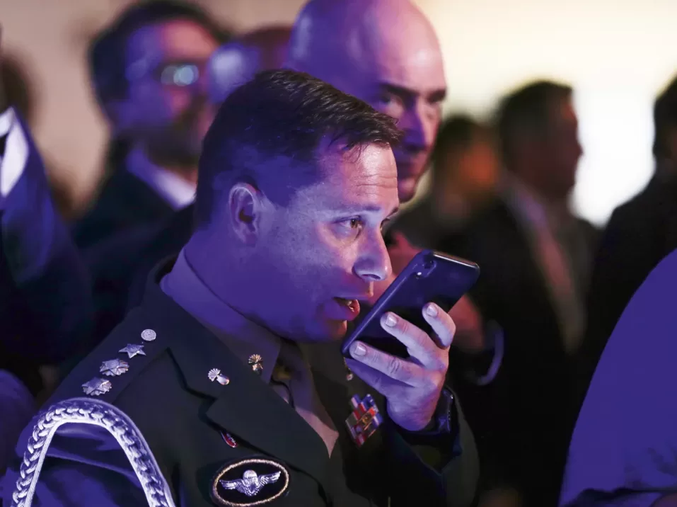 “Apaga tudo”: as mensagens no celular de Mauro Cid que a PF não mostrou