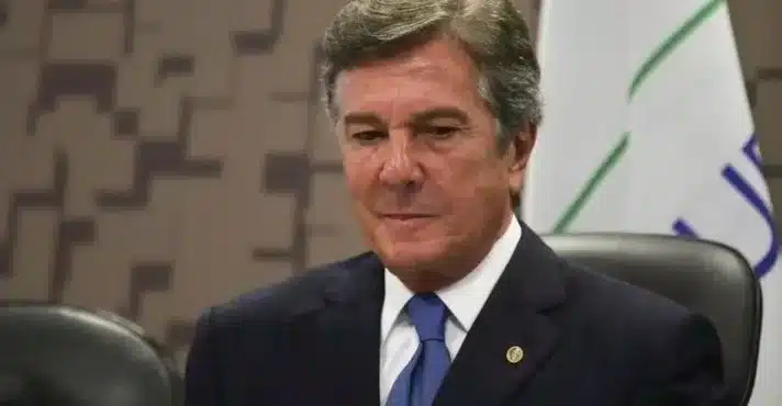 STF autoriza prisão domiciliar para Collor com tornozeleira eletrônica após laudos médicos