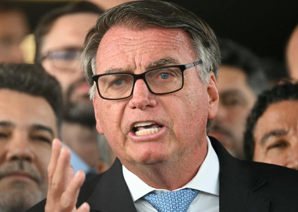 PL quer apagar crimes de golpe e abolição do Estado do Código Penal