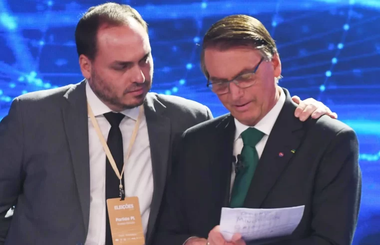 Carlos Bolsonaro desesperado, pede orações por Jair Bolsonaro: “ver tudo isso é dilacerante”