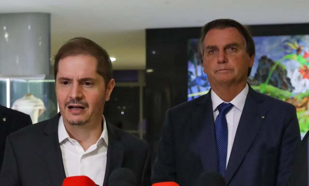 Bolsonaro tentou reverter eleição de 2022, revela ex-AGU ao STF