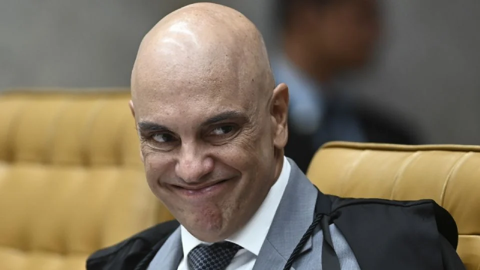 Moraes suspende parcialmente ação contra Ramagem, mas mantém núcleo golpista sob julgamento