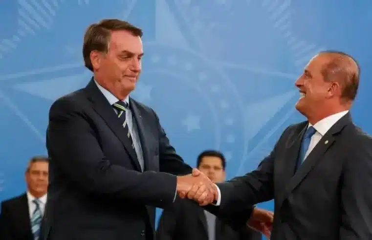 Ex-ministro de Bolsonaro doou R$ 60 mil a partidos após ser investigado por fraude no INSS