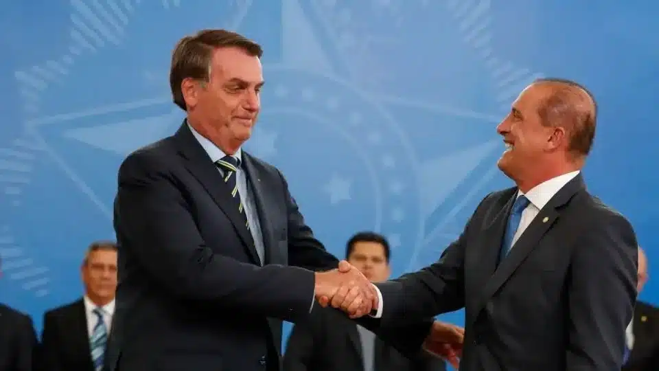 Ex-ministro de Bolsonaro doou R$ 60 mil a partidos após ser investigado por fraude no INSS