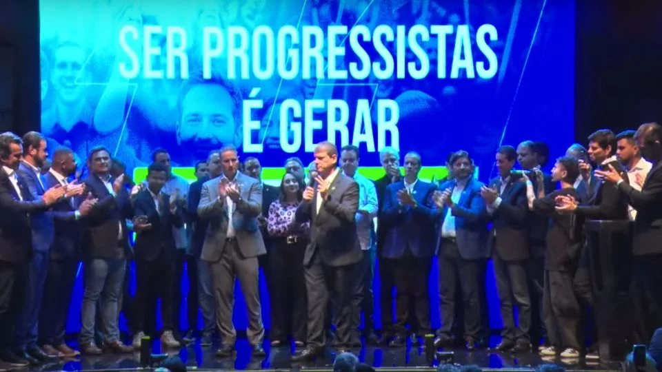 Tarcísio é ovacionado ao falar sobre 2026 em evento da. Créditos: Reprodução / Youtube