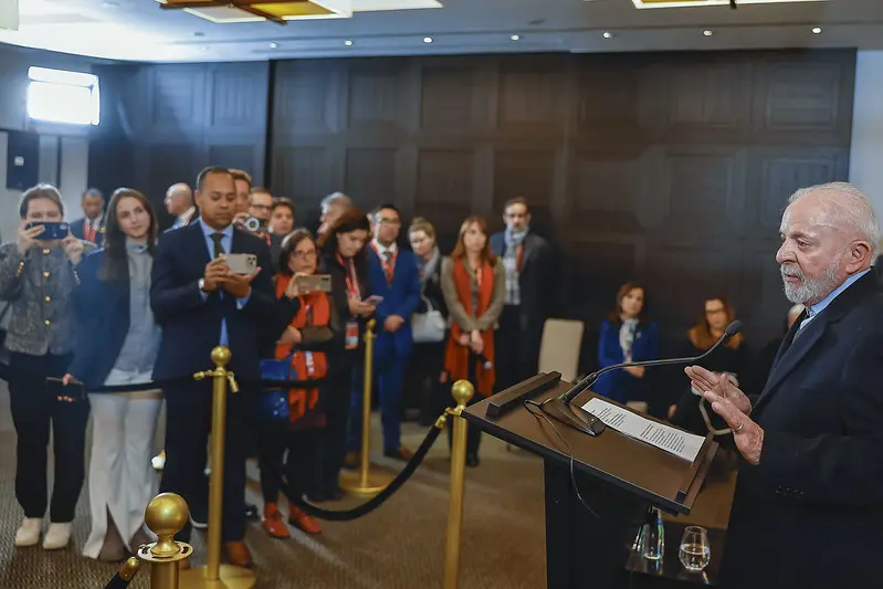 Fraude no INSS: Lula vincula Bolsonaro a esquema que drenou R$ 6 bi de aposentados