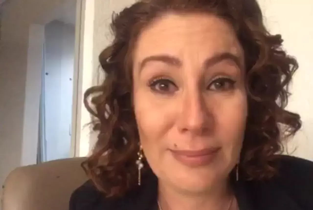 Moraes dá resposta dura e nega pedido de Zambelli para travar julgamento sobre invasão ao CNJ