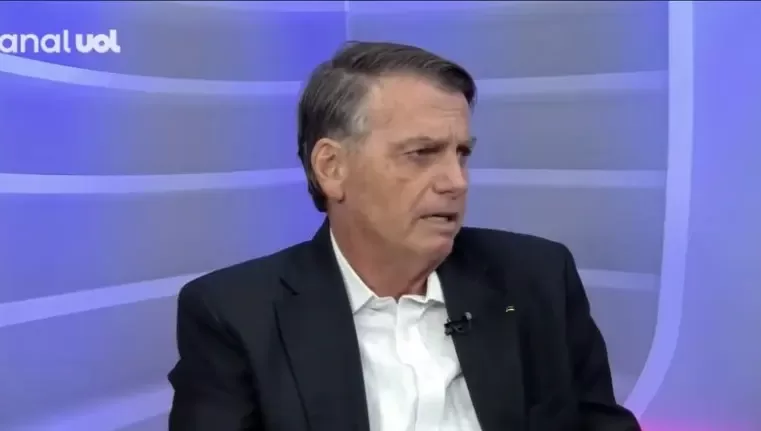 Bolsonaro insiste em candidatura e desafia Justiça: “vou até o último segundo”