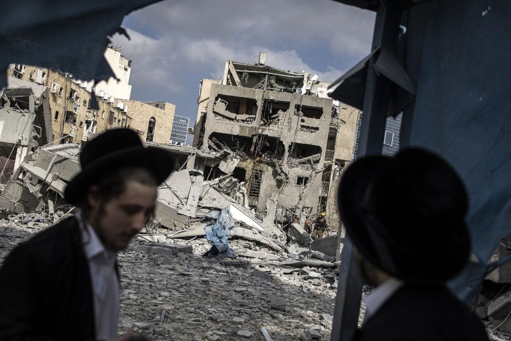 Conflito Israel–Irã atinge o 4º dia sem sinal de cessar-fogo: civilização em colapso?