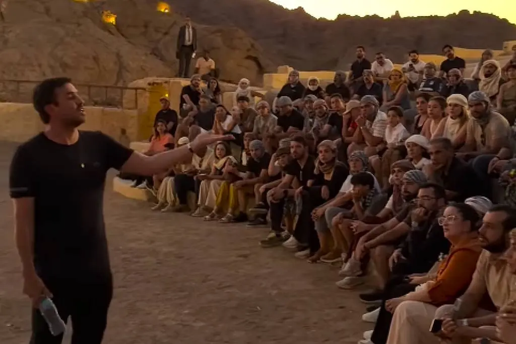 Pablo Marçal leva 220 brasileiros a Israel para mentoria espiritual durante conflito