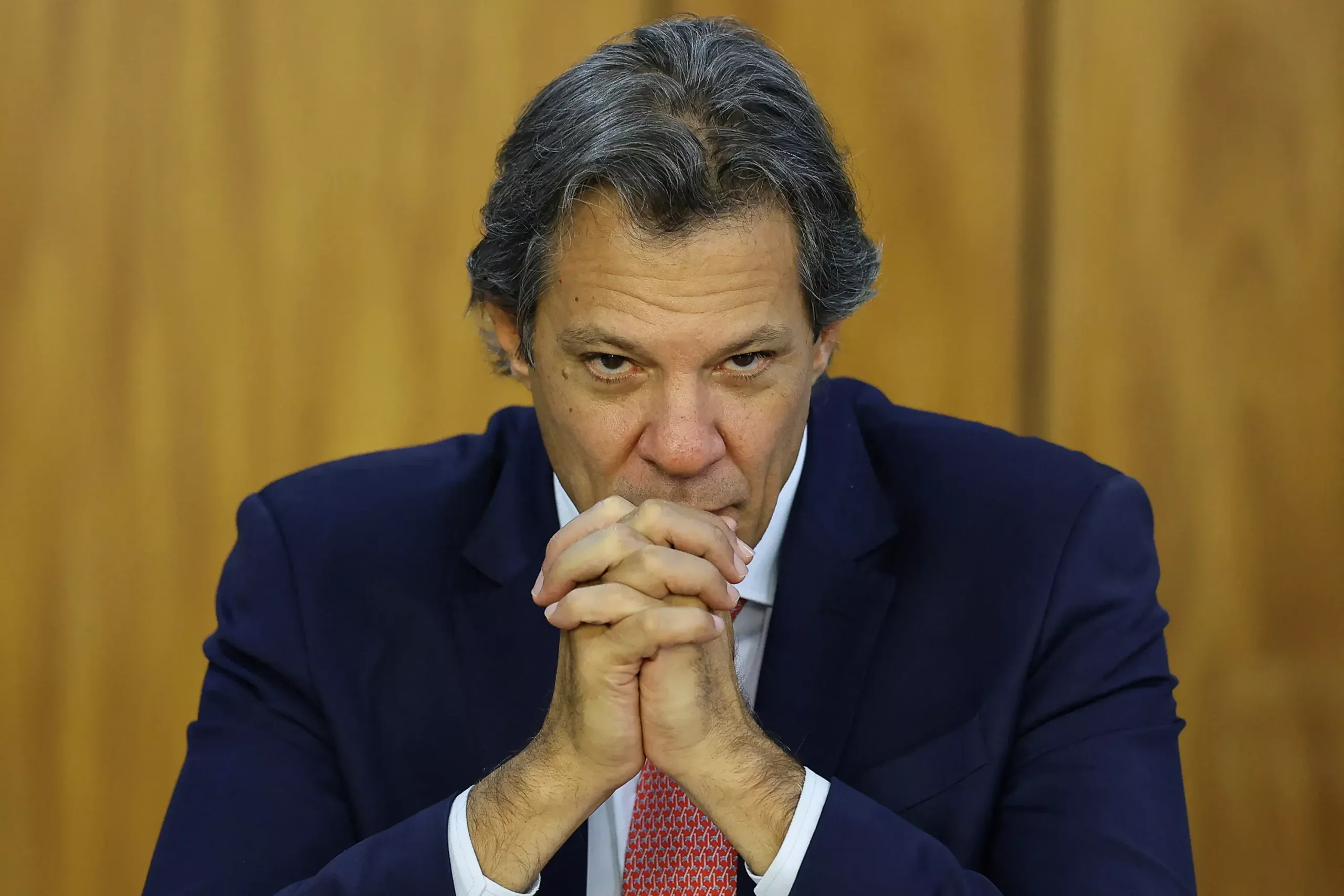 Supersalários, militares e subsídios: as propostas de Haddad após derrubada do IOF