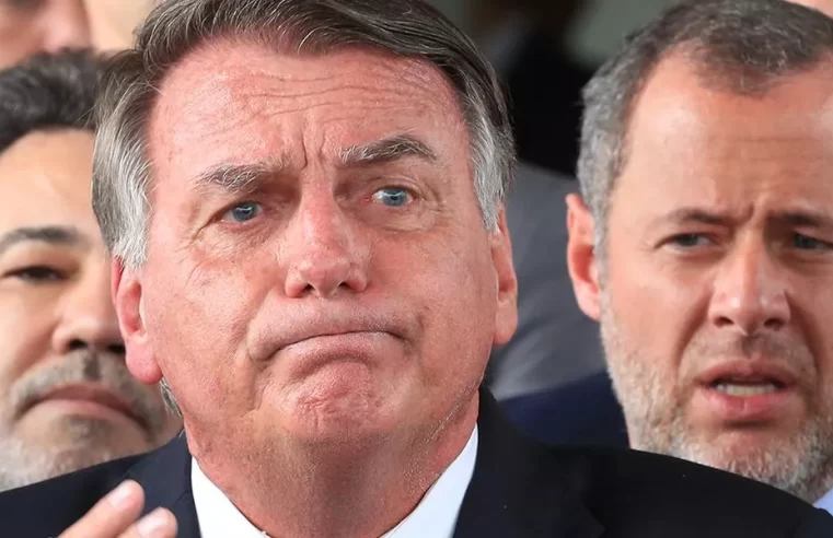 Bolsonaro admite reunião com diplomata dos EUA, mas omite conteúdo à PF