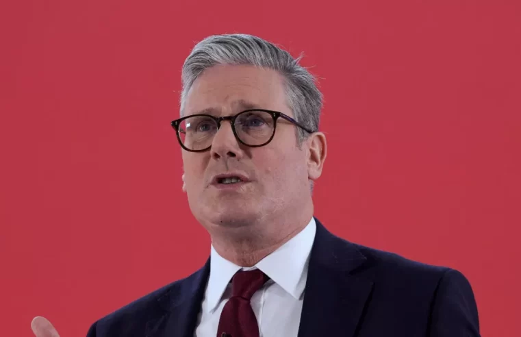 Reino Unido anuncia construção de submarinos nucleares e fábricas de munições em resposta à ameaça russa