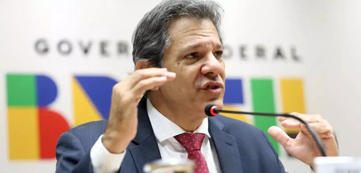 Haddad ataca “gritaria do andar de cima” e promete fechar brechas que isentam ricos do IR