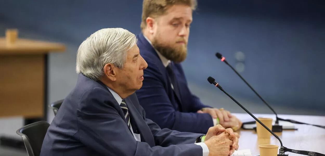 Advogado de Heleno o repreende ao citar “sim ou não” durante interrogatório no STF