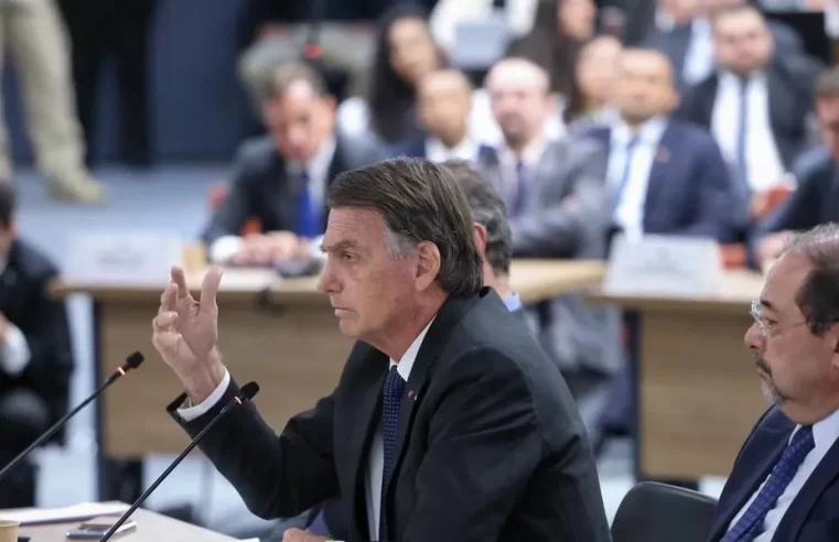 Bolsonaro nega ter recebido voz de prisão de ex‑comandante do Exército