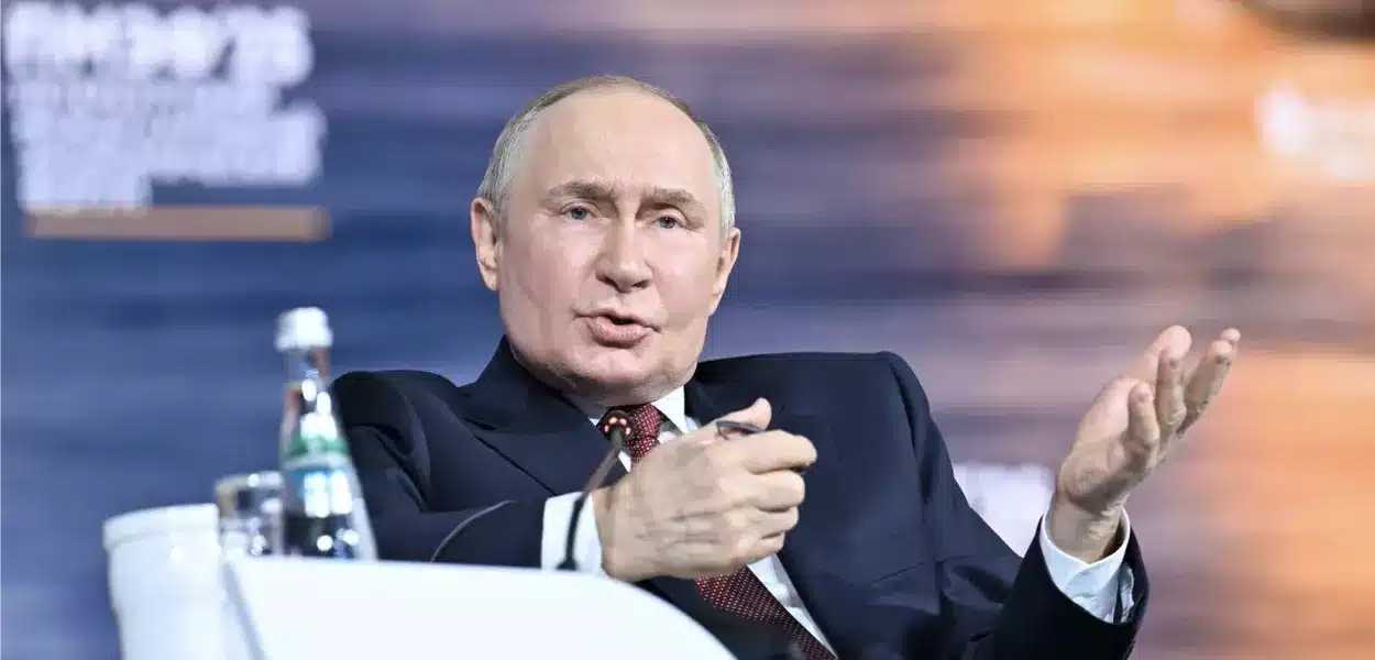 Putin anuncia produção em série do míssil Oreshnik com alcance de 5.500 km