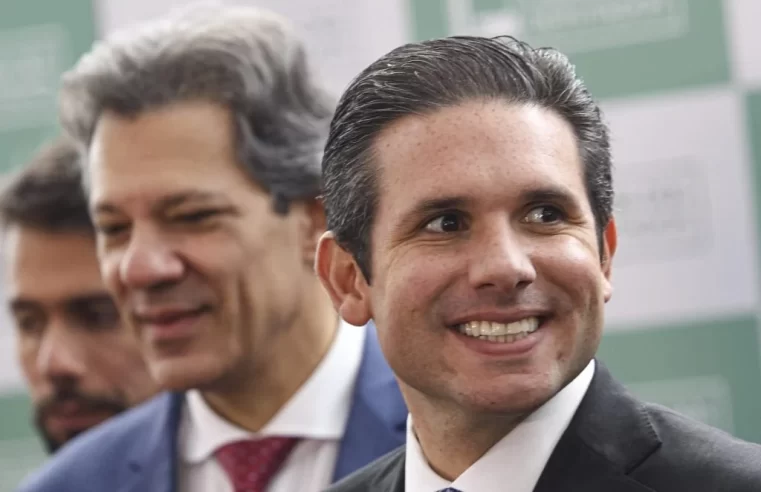 Motta nega “traição” ao governo e critica discurso do Planalto sobre o IOF