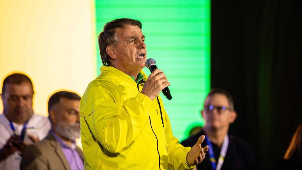 Bolsonaro reafirma resiliência: “o que vier a acontecer, suportaremos” sobre julgamento no STF