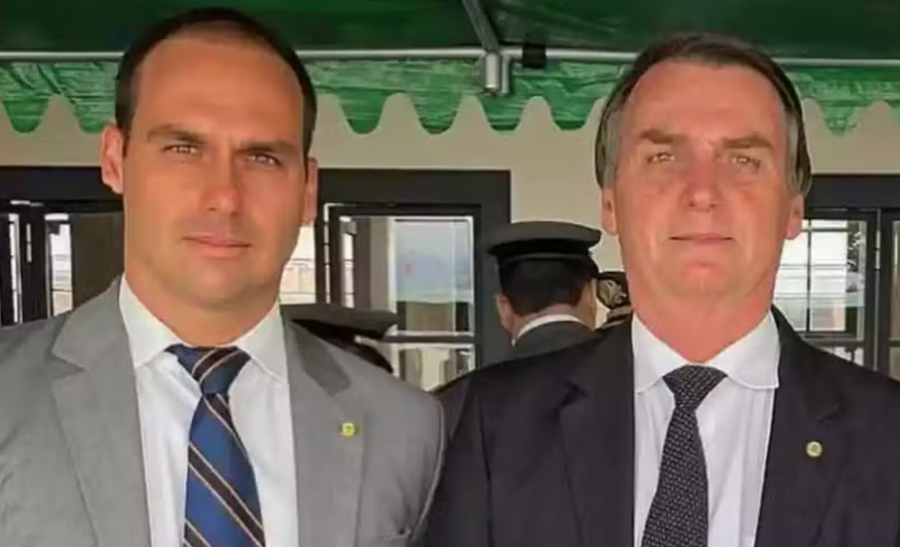 Bolsonaro admite envio de R$ 2 milhões a Eduardo nos EUA e diz: “Não quero que ele passe dificuldade”