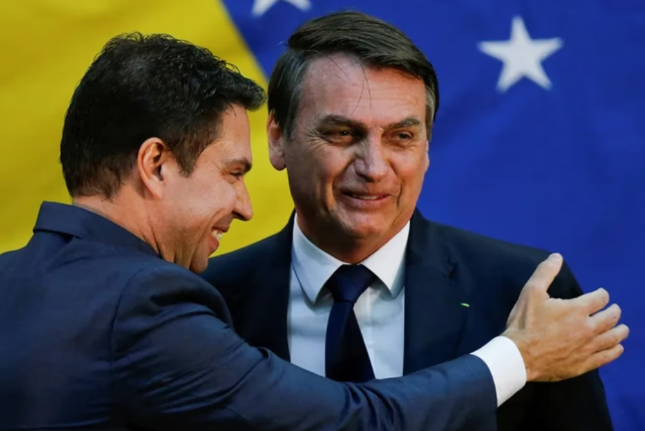 PF diz que Ramagem atuou para blindar Bolsonaro de investigação