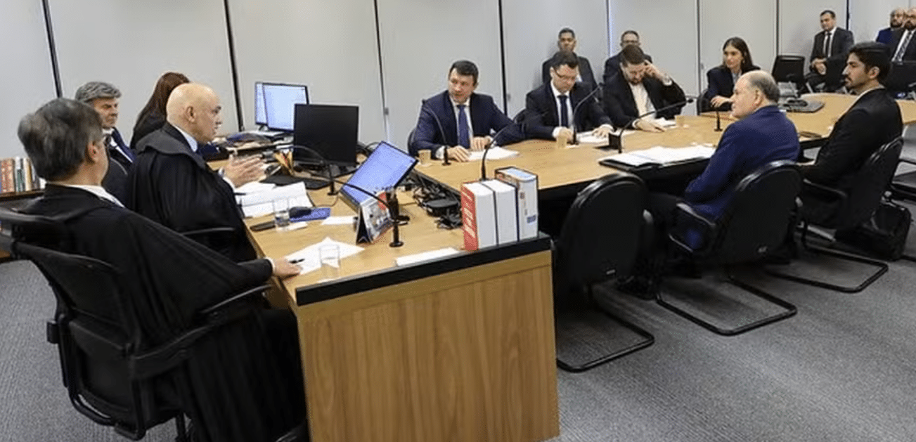 Freire Gomes nega: minuta de Torres não era a mesma discutida por Bolsonaro