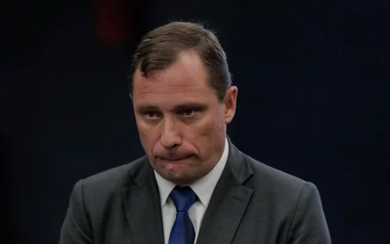 Cid afirma que Moraes age por vingança contra Bolsonaro