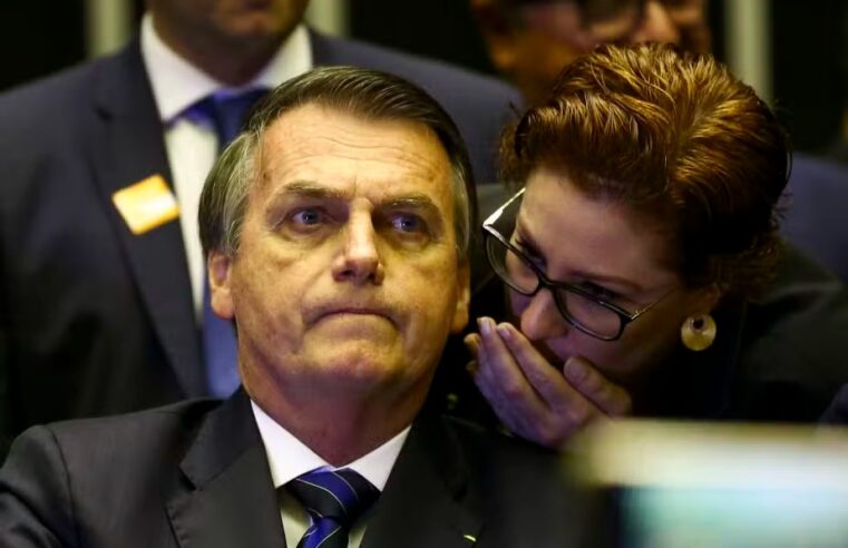 Campanha de Pix pró-Bolsonaro irritou Carla Zambelli antes de sua fuga