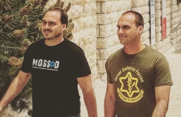 Moraes marca depoimentos de Carlos e Eduardo Bolsonaro no STF na trama golpista