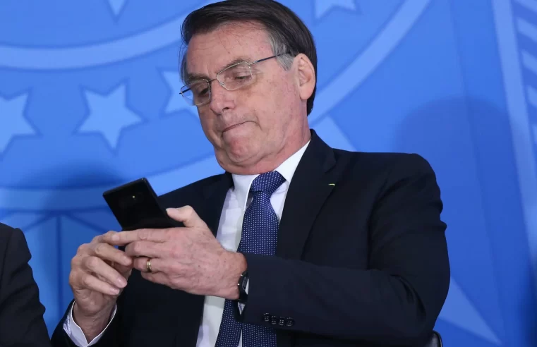 Big Techs e Bolsonaro armam exército digital para 2026