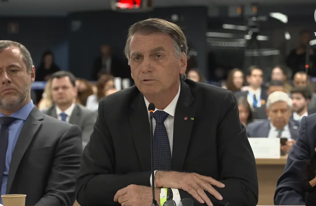 Bolsonaro admite ausência de fraude nas eleições de 2022