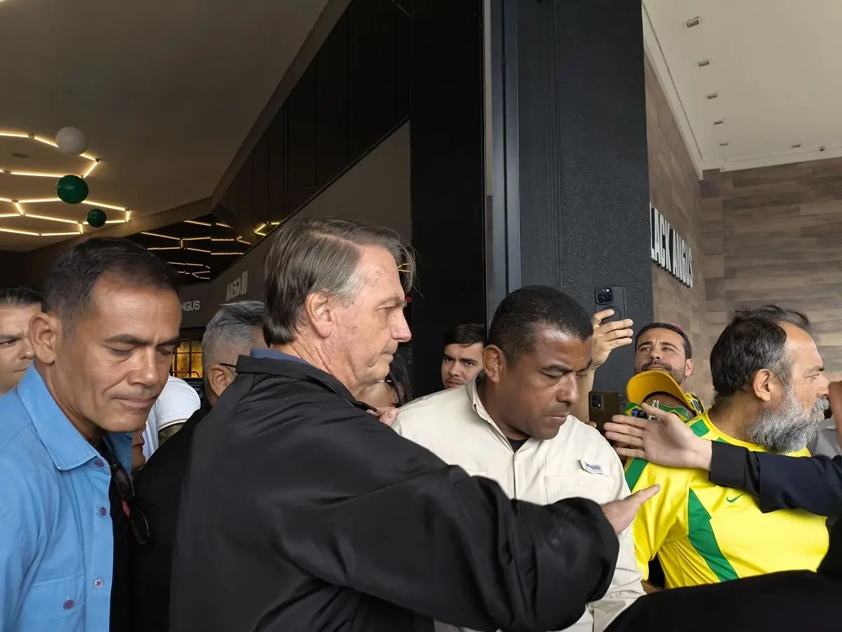 Bolsonaro diagnosticado com pneumonia viral; médico recomenda reduzir ritmo de agendas