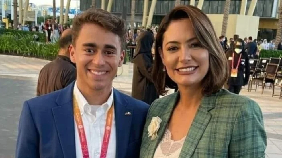 Michelle, Nikolas e PL queimam verba do fundo partidário em campanha ideológica com jatinhos e fake news