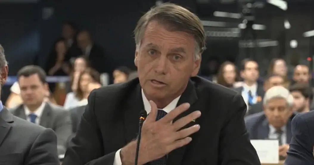 Bolsonaro pede desculpas a Moraes por ataques a ministros do STF