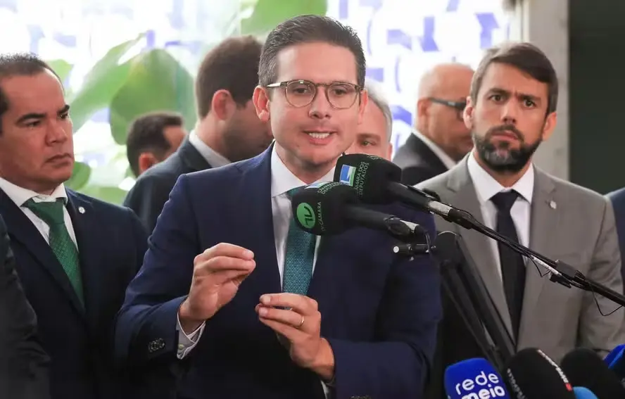 Decisão de Motta sobre IOF surpreende governo e tensiona relação com Congresso