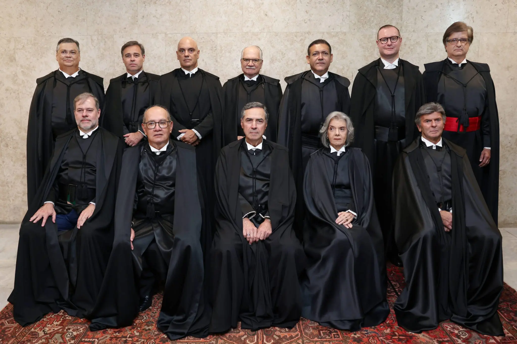 Provas fartas contra Bolsonaro: STF avalia parecer da PGR