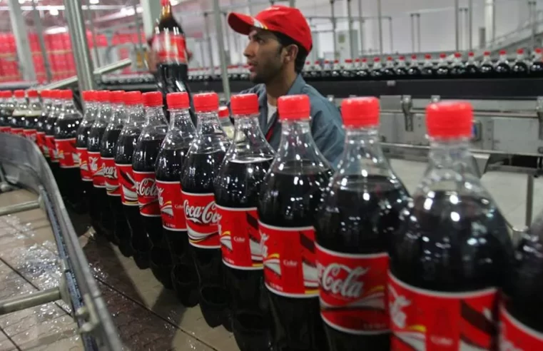 Trump quer mudar fórmula da Coca‑Cola nos EUA: ruptura com décadas de padronização