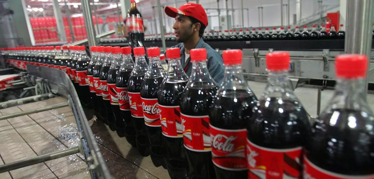Trump quer mudar fórmula da Coca‑Cola nos EUA: ruptura com décadas de padronização