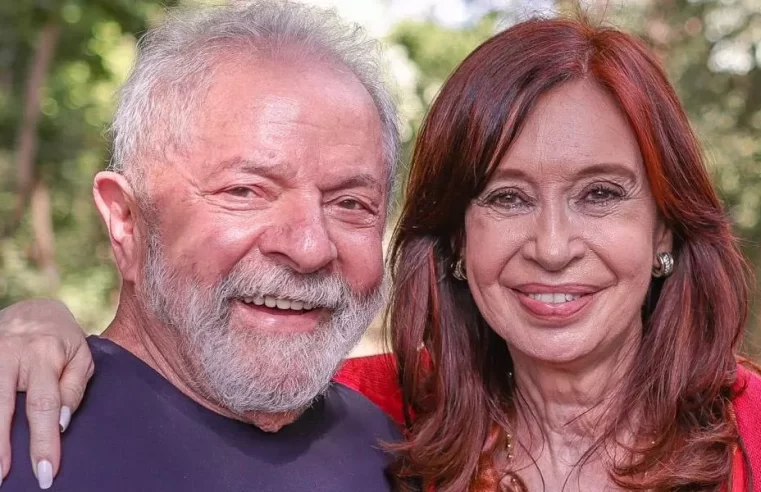Lula visita Cristina Kirchner em prisão domiciliar na Argentina