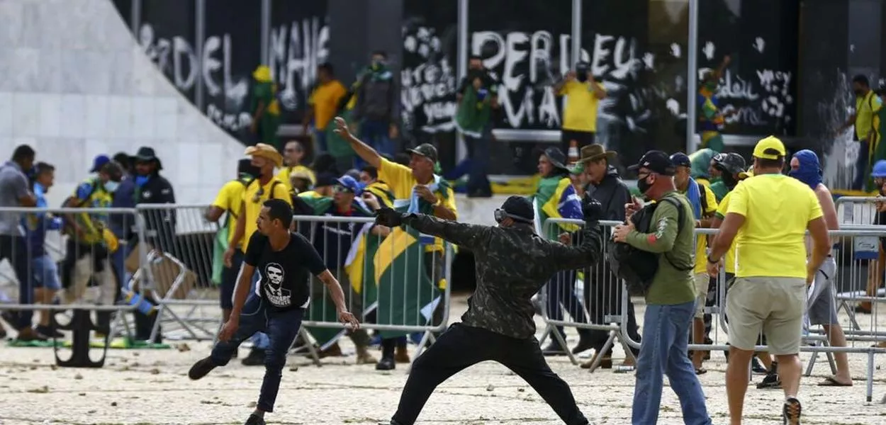 STF já condenou mais de 600 envolvidos nos atos golpistas de 8 de janeiro