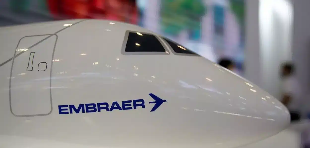 China reage ao “tarifaço” de Trump e propõe aproximação estratégica com a Embraer