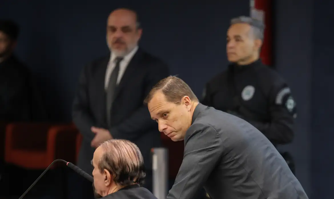 Advogado de Bolsonaro nega tentativa de influenciar delação de Mauro Cid